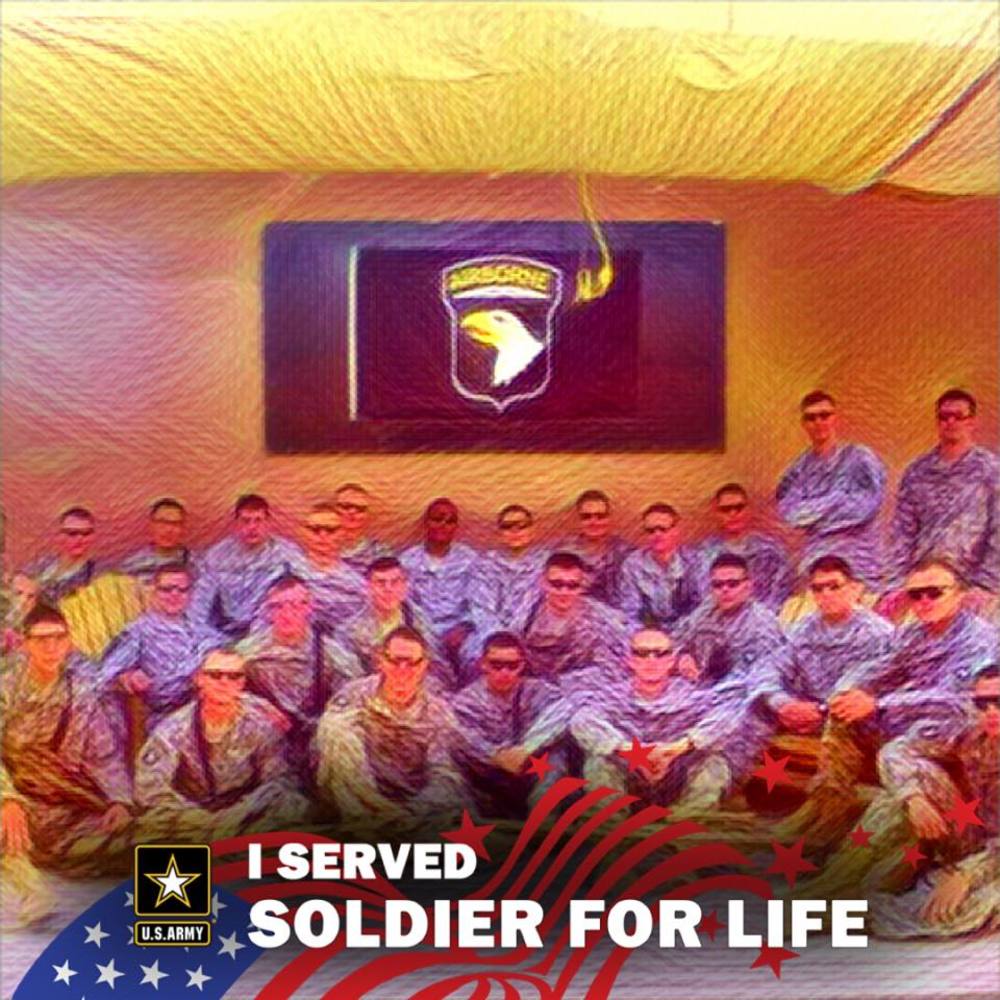 Meet your Posher, Carlos